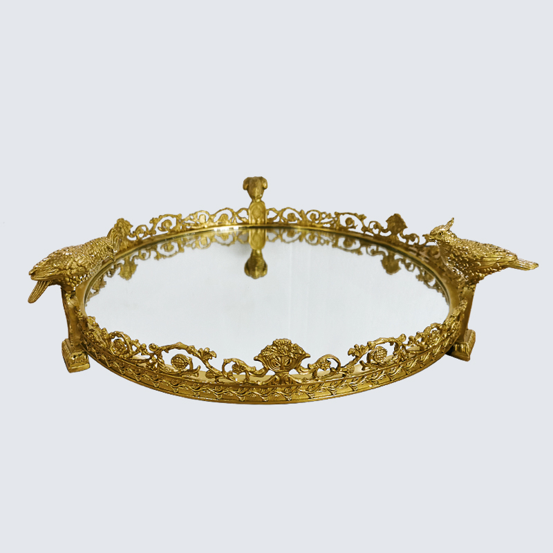 2021 popular classic luxury carved brass&glass fruit plate decoration accessories brass plate for hotel villa home decor