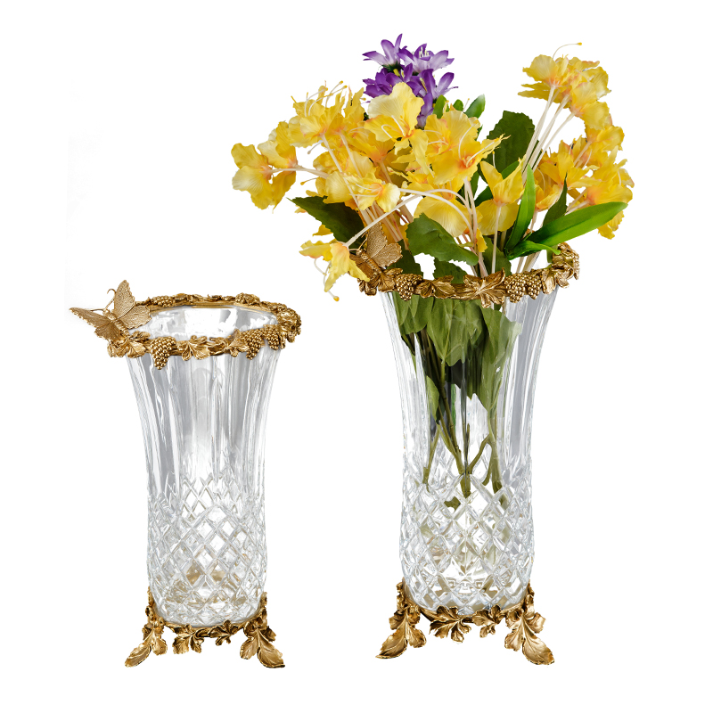 2021 popular  Luxury  brass crystal Flower Vase decorations with Butterfly  decorations bottle brass bronze jardiniere
