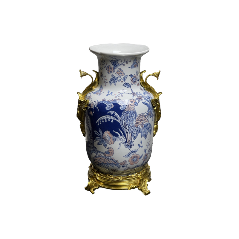 The best-selling brass decorative ceramic vases are elegantly targeted at art lovers and collectors