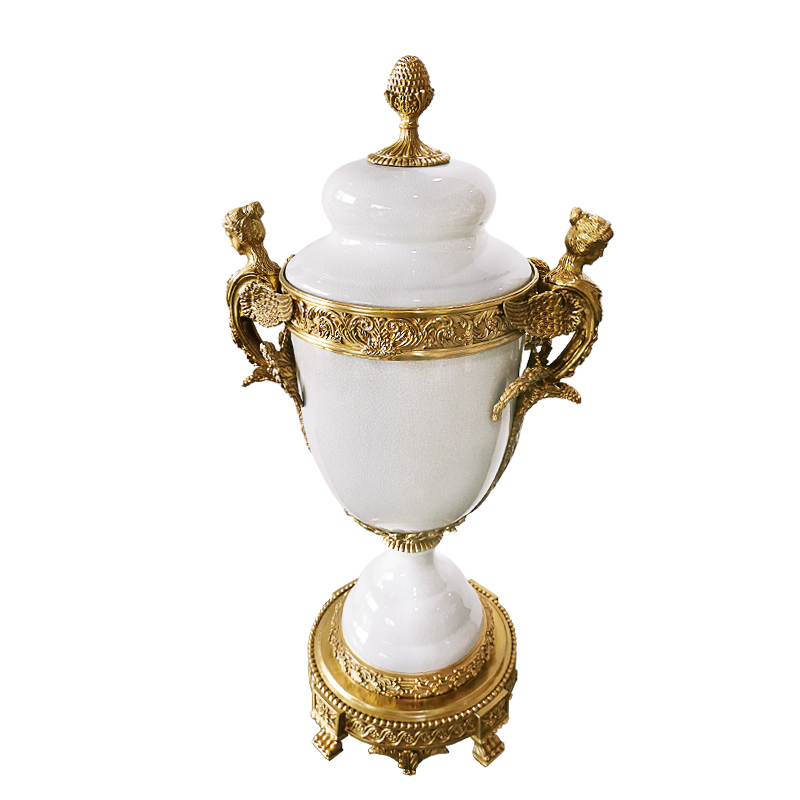 Middle Eastern Characteristics Interior Design Handmade Golden Copper Angle Decorative Ceramic Storage Bottles & Jars with Lid