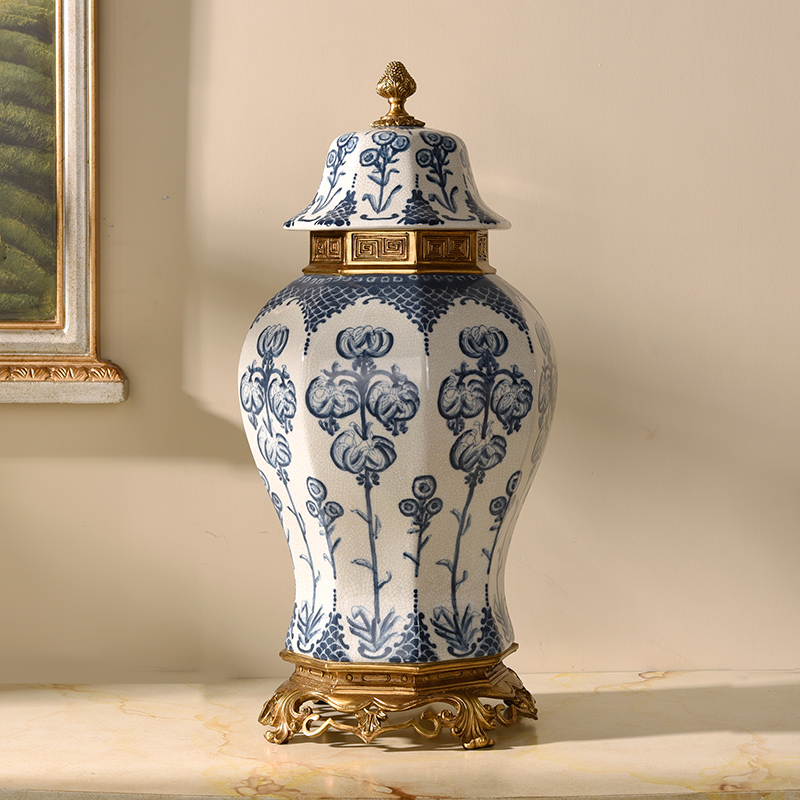 2024 hot sell classic luxury large brass ceramic  peacock painting general jars with lids for home office decoration